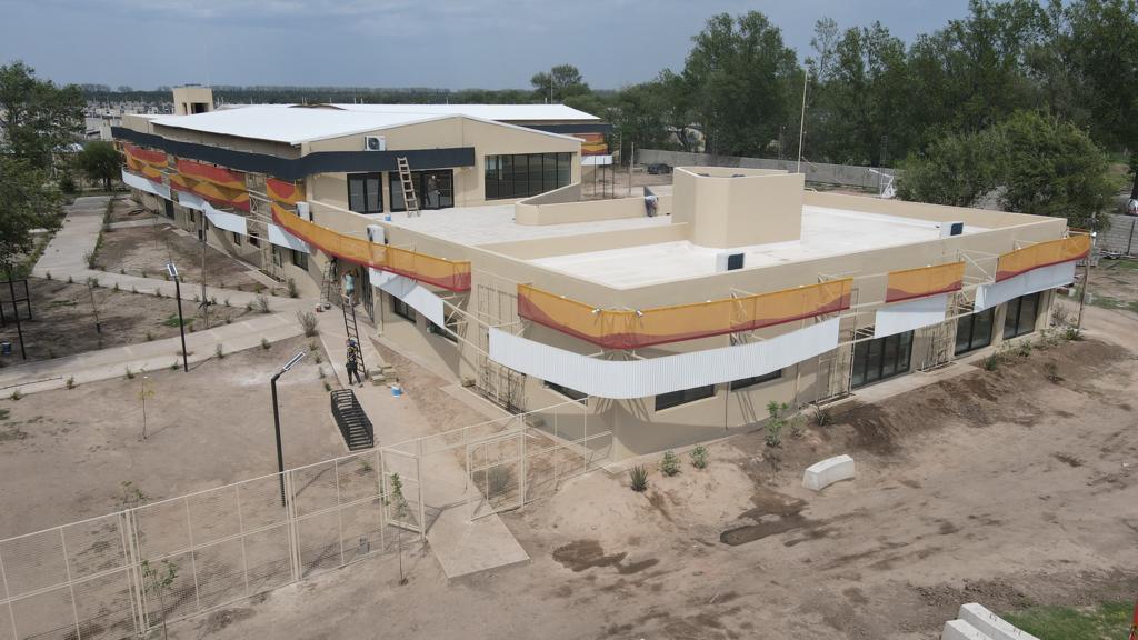 En este momento estás viendo Villa Mercedes: la nueva escuela del barrio 365 Viviendas se encuentra en etapa final de obra