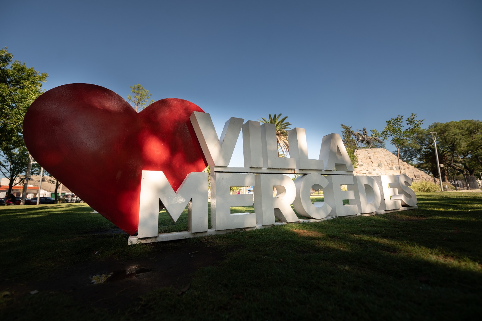 Lee más sobre el artículo La REM pronosticó una jornada inestable con ascenso de las temperaturas máximas