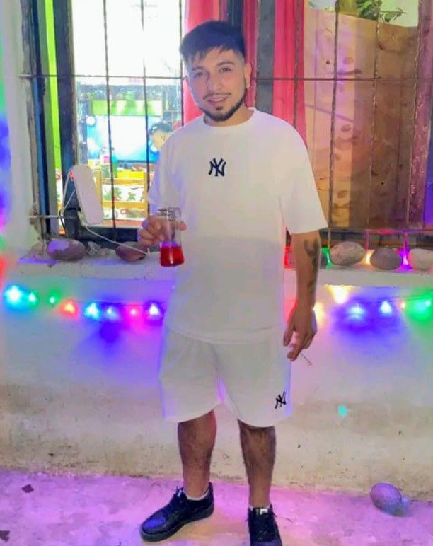 Lee más sobre el artículo Caso Fernando Gil: La familia denuncia que el joven fue asesinado y rechaza la versión del ahogamiento