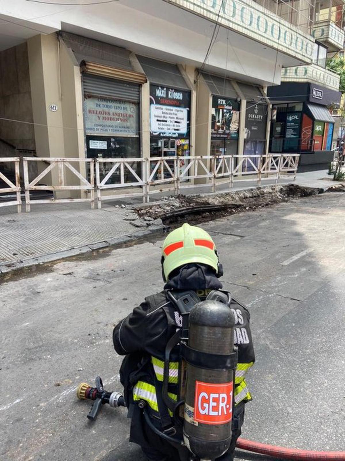 Escape de gas en Caballito: evacuaron una escuela y asistieron a 18 personas
