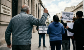El “vecino de los neumáticos” volvió a atacar: agredió con un lazo a la familia de Fernando Gil