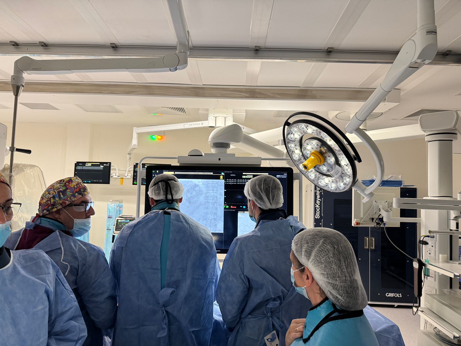 En este momento estás viendo Se realizaron dos quimioembolizaciones hepáticas en el Hospital Central ‘Dr. Ramón Carrillo’