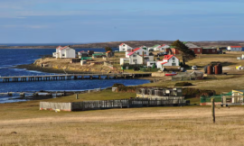 Tensión por Malvinas: el Reino Unido desafía a la Argentina y promete proteger a empresas que operen en las islas