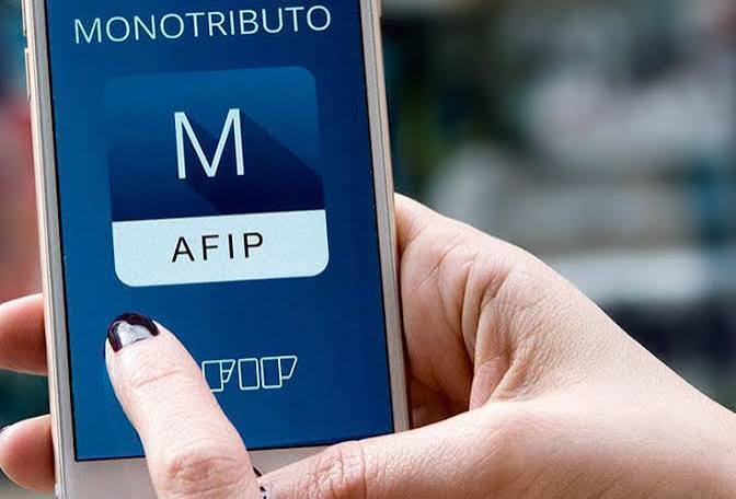 En este momento estás viendo ARCA inició la recategorización de oficio para monotributistas: qué puede pasar si no actualizaste tu categoría