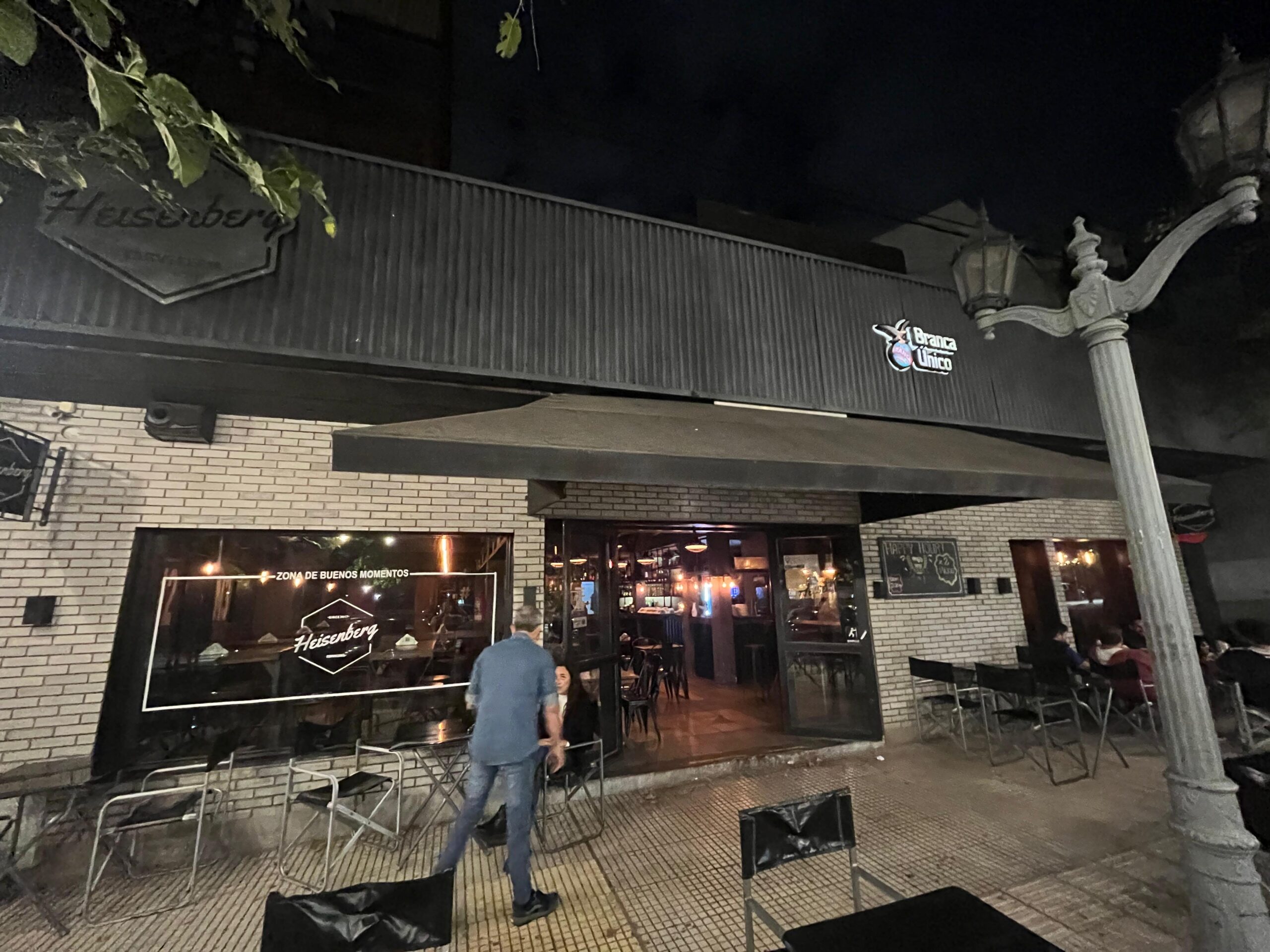 Lee más sobre el artículo En una semana, robaron dos veces en un bar: se llevaron efectivo y bebidas