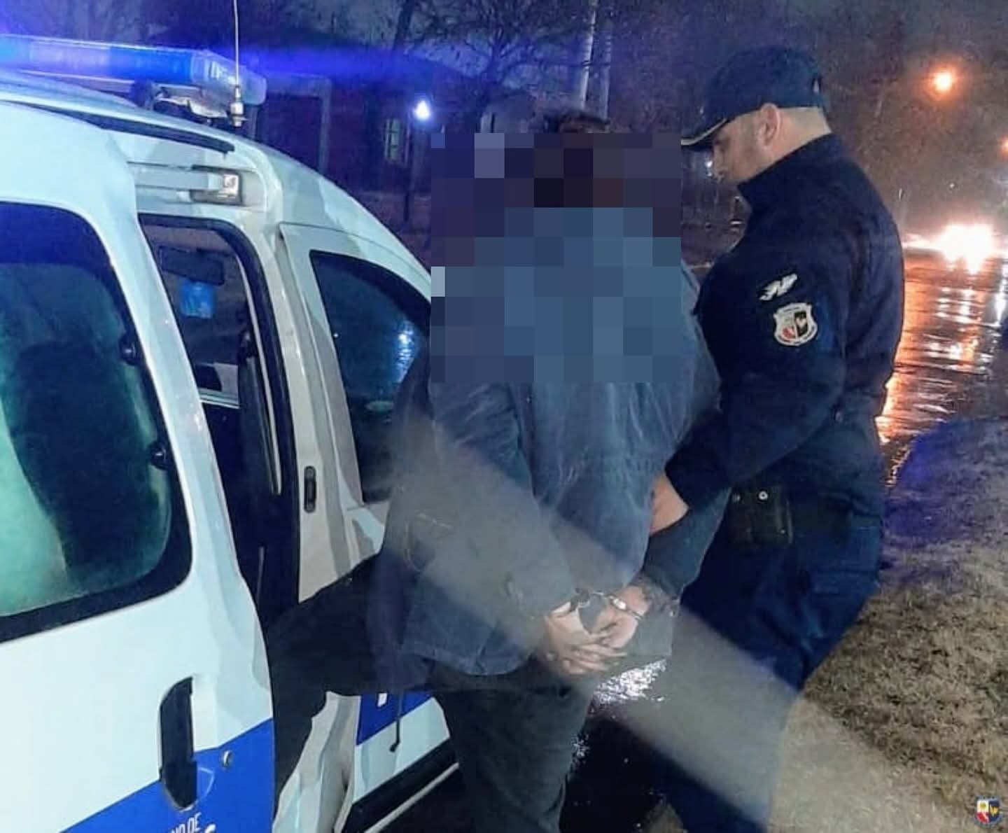 En este momento estás viendo Violento episodio a la salida de un bar: lesiones a una agente policial y resistencia a la autoridad