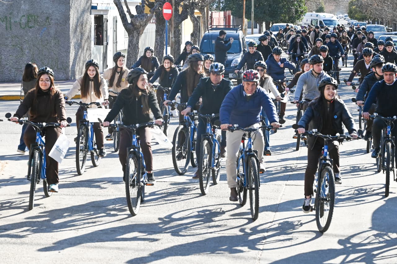Lee más sobre el artículo Entregaron cerca de 100 bicicletas TuBi en Instituto ‘Nuestra Señora del Carmen’