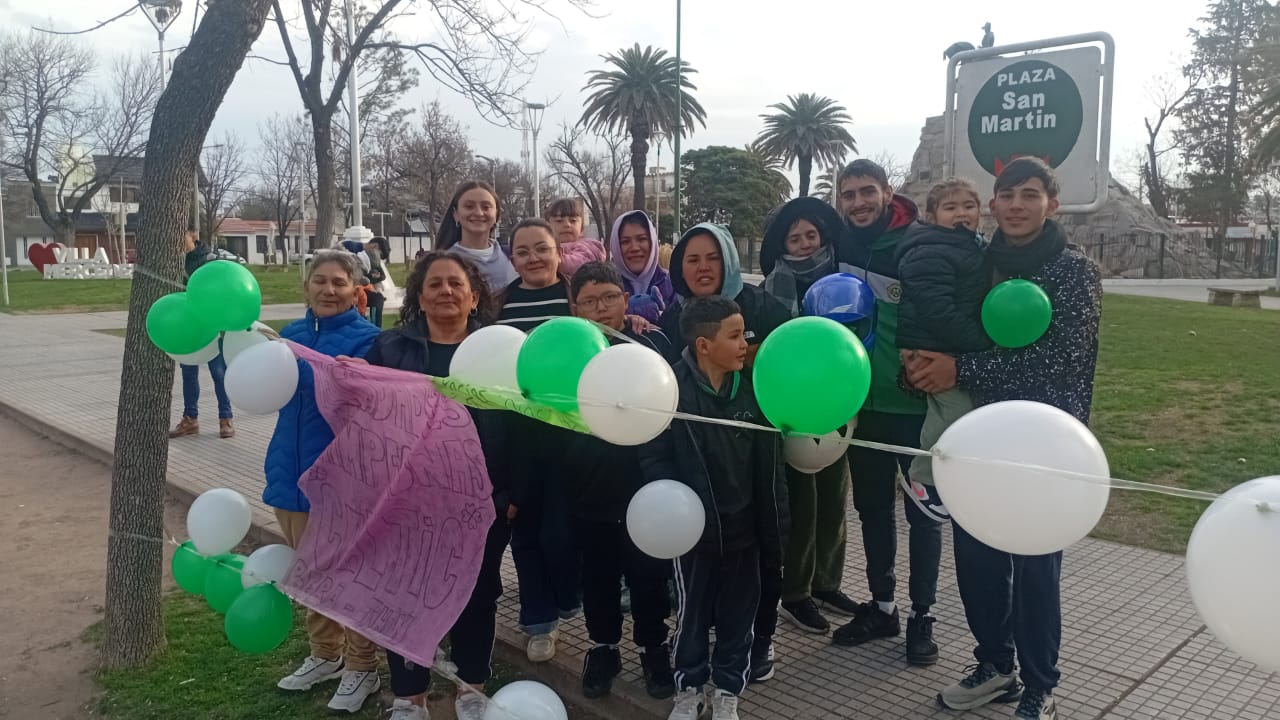 En este momento estás viendo Futsal Femenino: el quipo Celtics de Villa Mercedes obtuvo el primer puesto del campeonato que se disputó en Bariloche