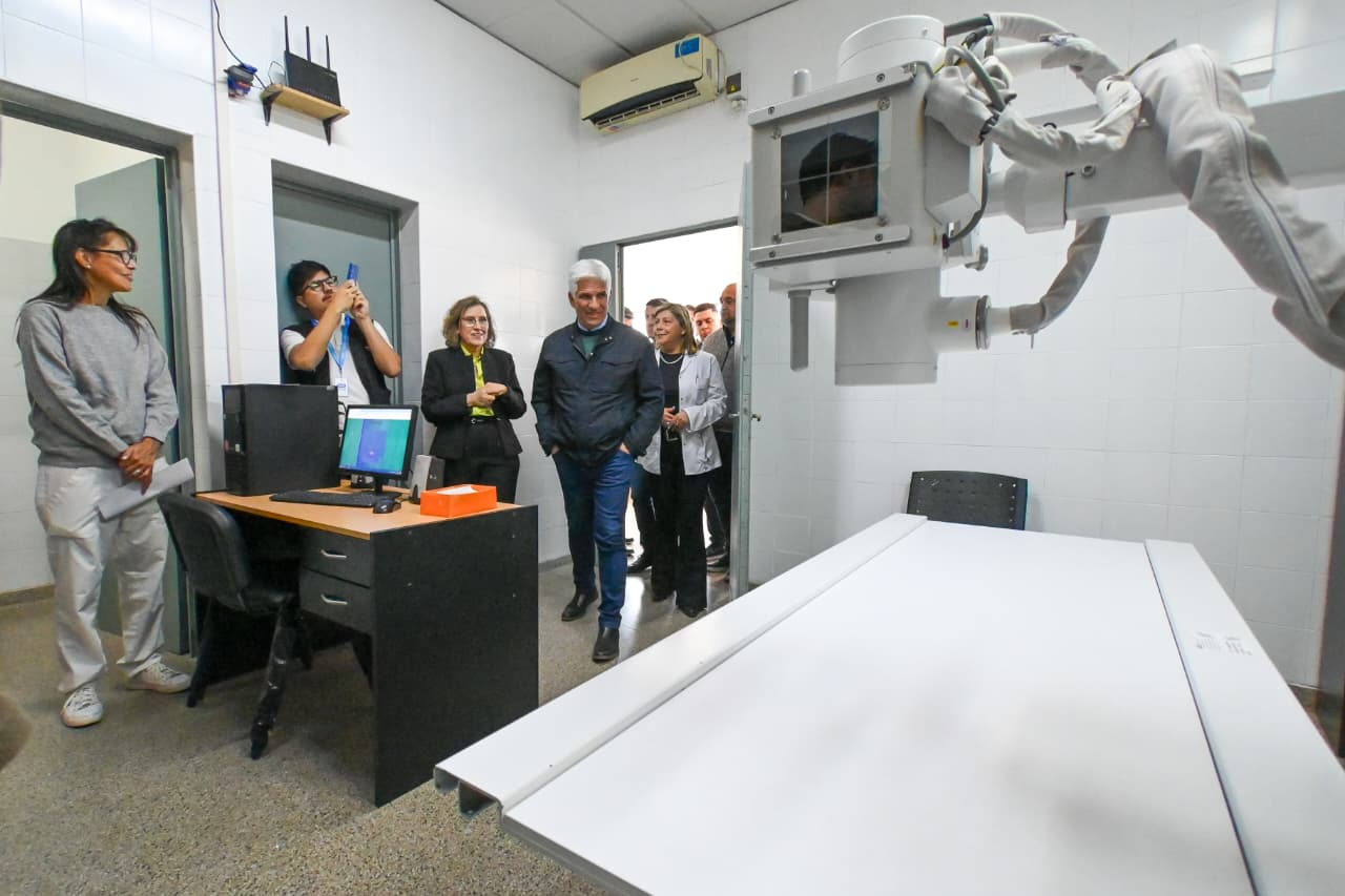 En este momento estás viendo Poggi refuerza la salud en Villa Mercedes con múltiples inauguraciones y mejoras edilicias