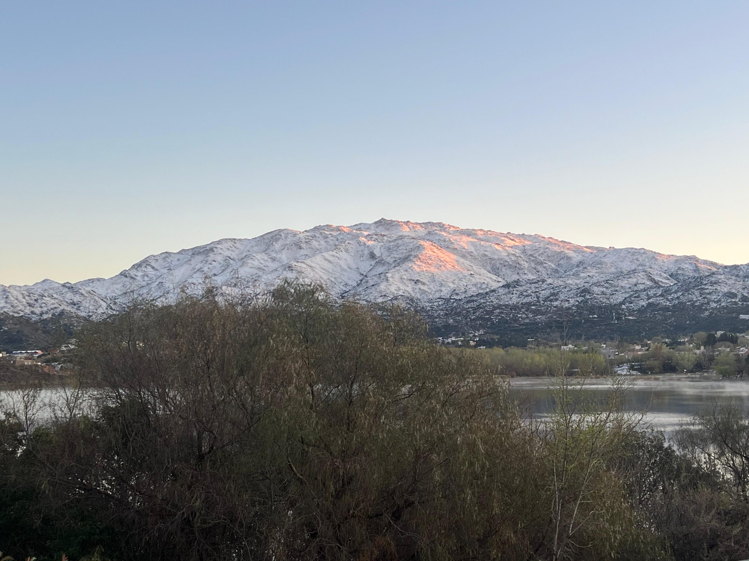 Lee más sobre el artículo La semana comienza con una mañana fría y bancos de niebla en algunos sectores