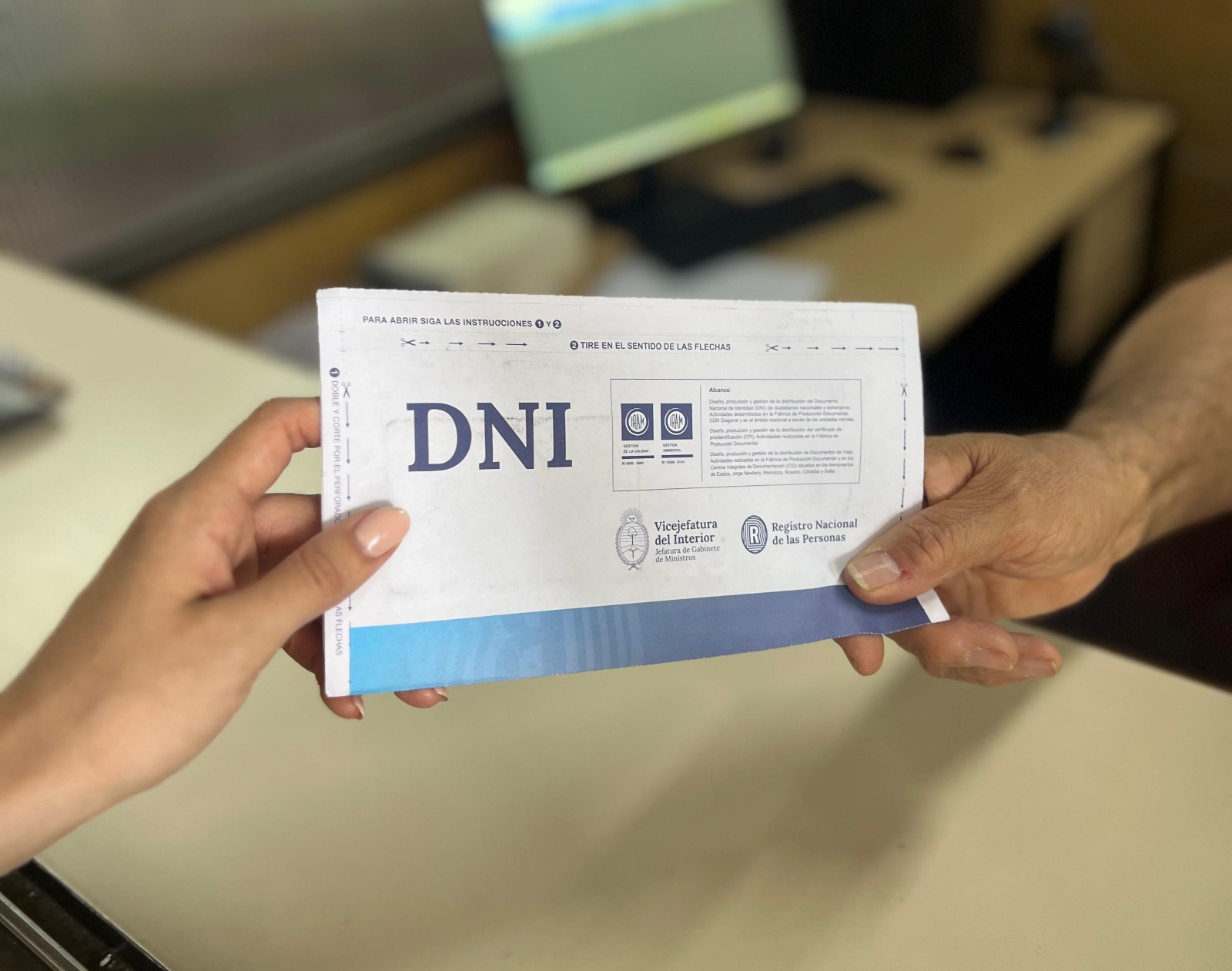 Lee más sobre el artículo Nuevo DNI y pasaporte: Argentina implementó cambios de seguridad