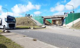 Comenzó la reparación de los puentes sobre la avenida Eva Perón