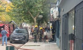 Un incendio destruyó por completo un local de ropa