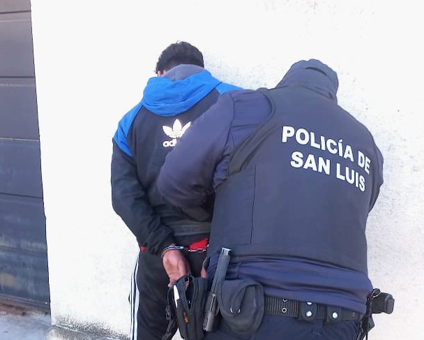 En este momento estás viendo Villa Mercedes: intervención policial ante un violento disturbio de pareja