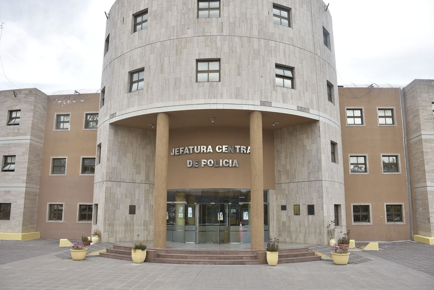 Lee más sobre el artículo Denunció a su expareja por hostigamiento y extorsión: también acusa la difusión de fotos íntimas