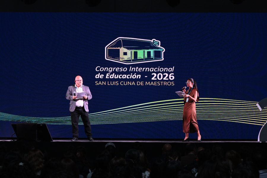 Lee más sobre el artículo San Luis inauguró el primer Congreso Internacional de Educación con foco en la inteligencia artificial y los desafíos de la enseñanza