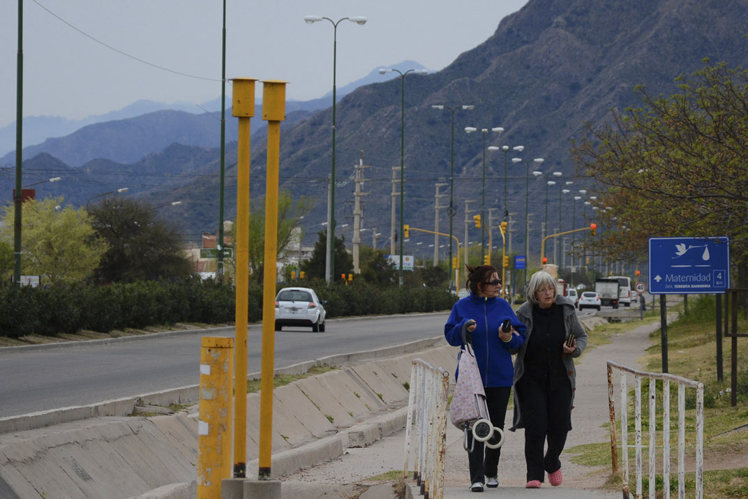 En este momento estás viendo Anuncian un jueves ventoso en el norte provincial, pero con buen tiempo: el viernes comienza a bajar la temperatura