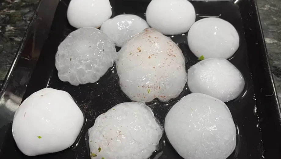 Lee más sobre el artículo Granizo y tormentas severas: Asunción se prepara para un nuevo temporal que avanza sobre Paraguay