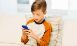 Advierten sobre los riesgos de la sobreexposición digital y convocan a un taller para familias en San Luis
