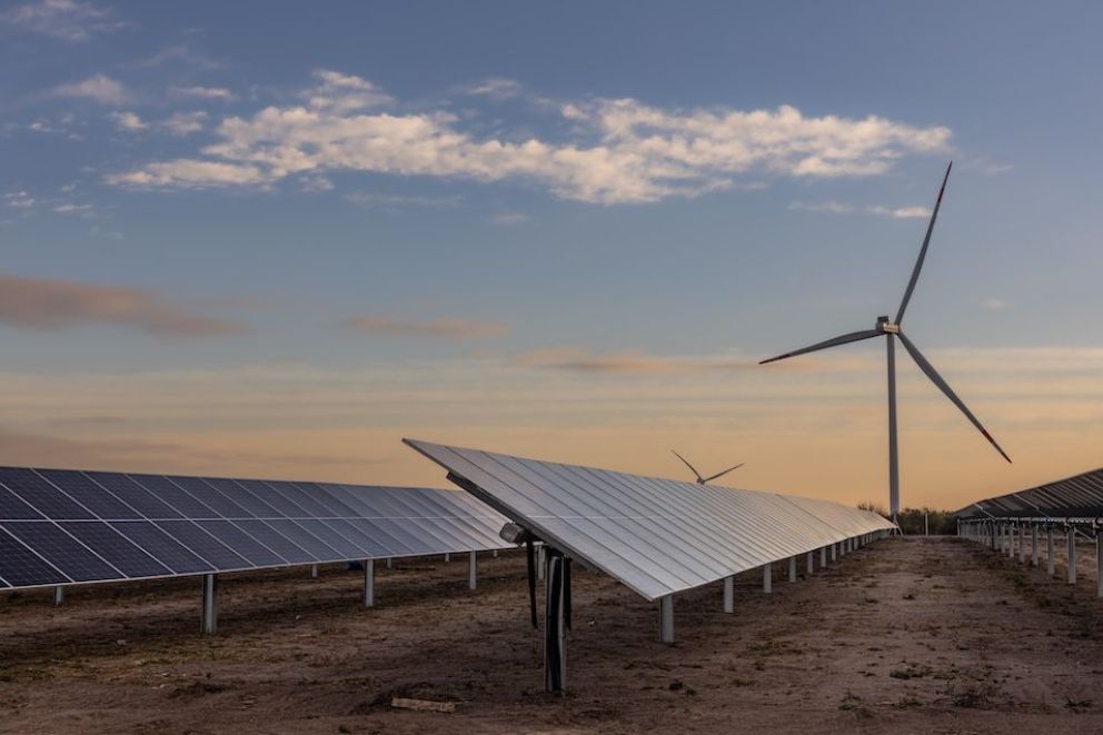 En este momento estás viendo Energía renovable: San Luis inaugura el primer parque eólico-solar híbrido del país